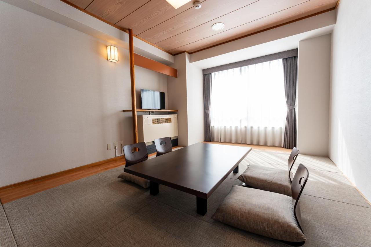 Kamenoi Hotel Kusatsu Yubatake Esterno foto