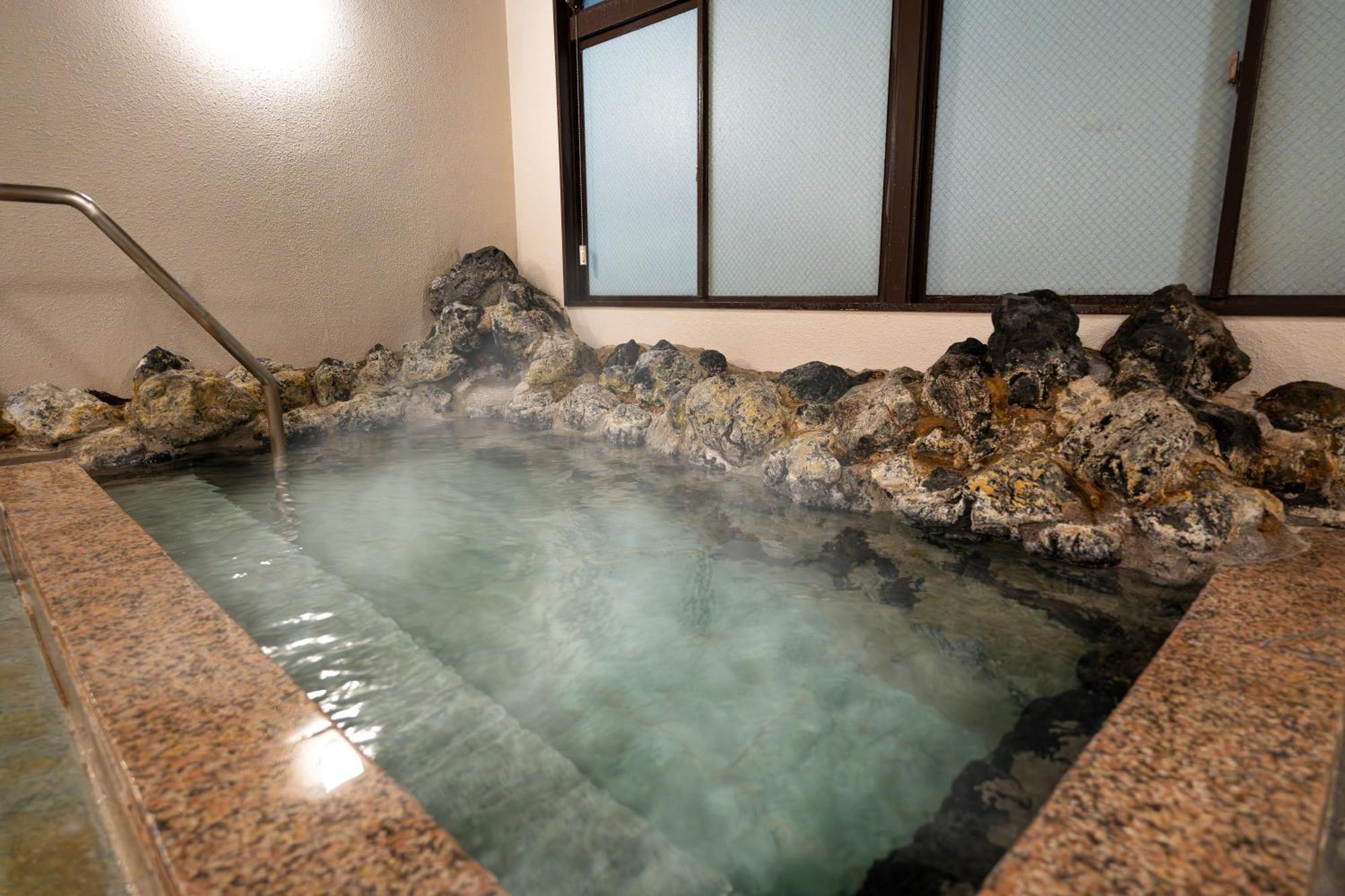 Kamenoi Hotel Kusatsu Yubatake Esterno foto