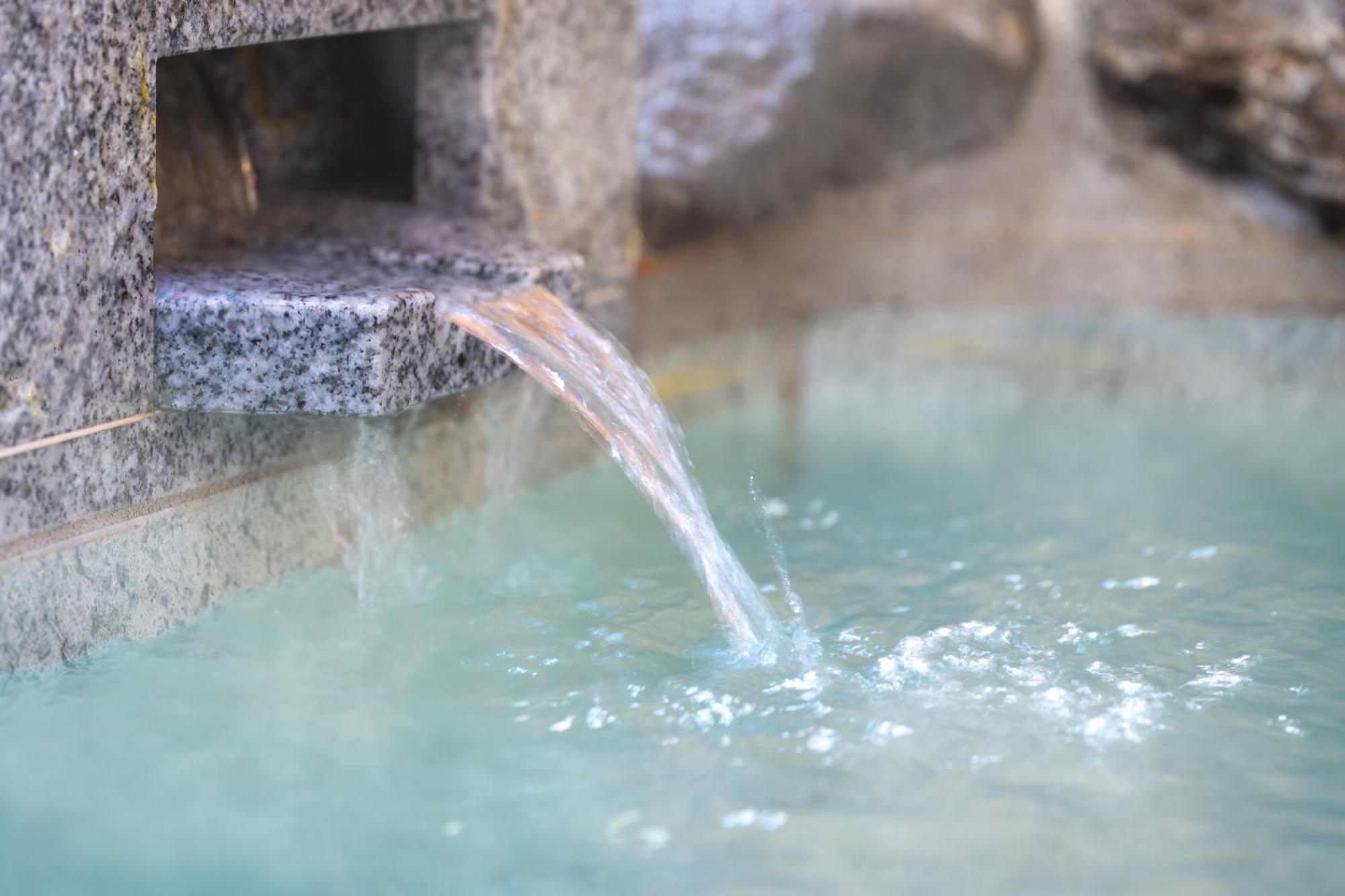 Kamenoi Hotel Kusatsu Yubatake Esterno foto