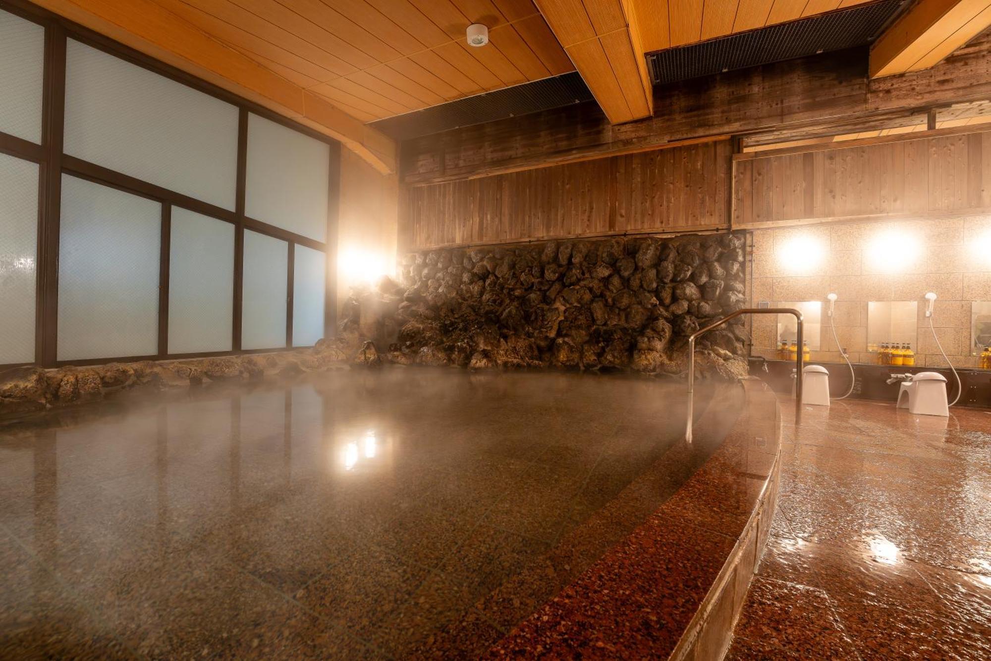 Kamenoi Hotel Kusatsu Yubatake Esterno foto