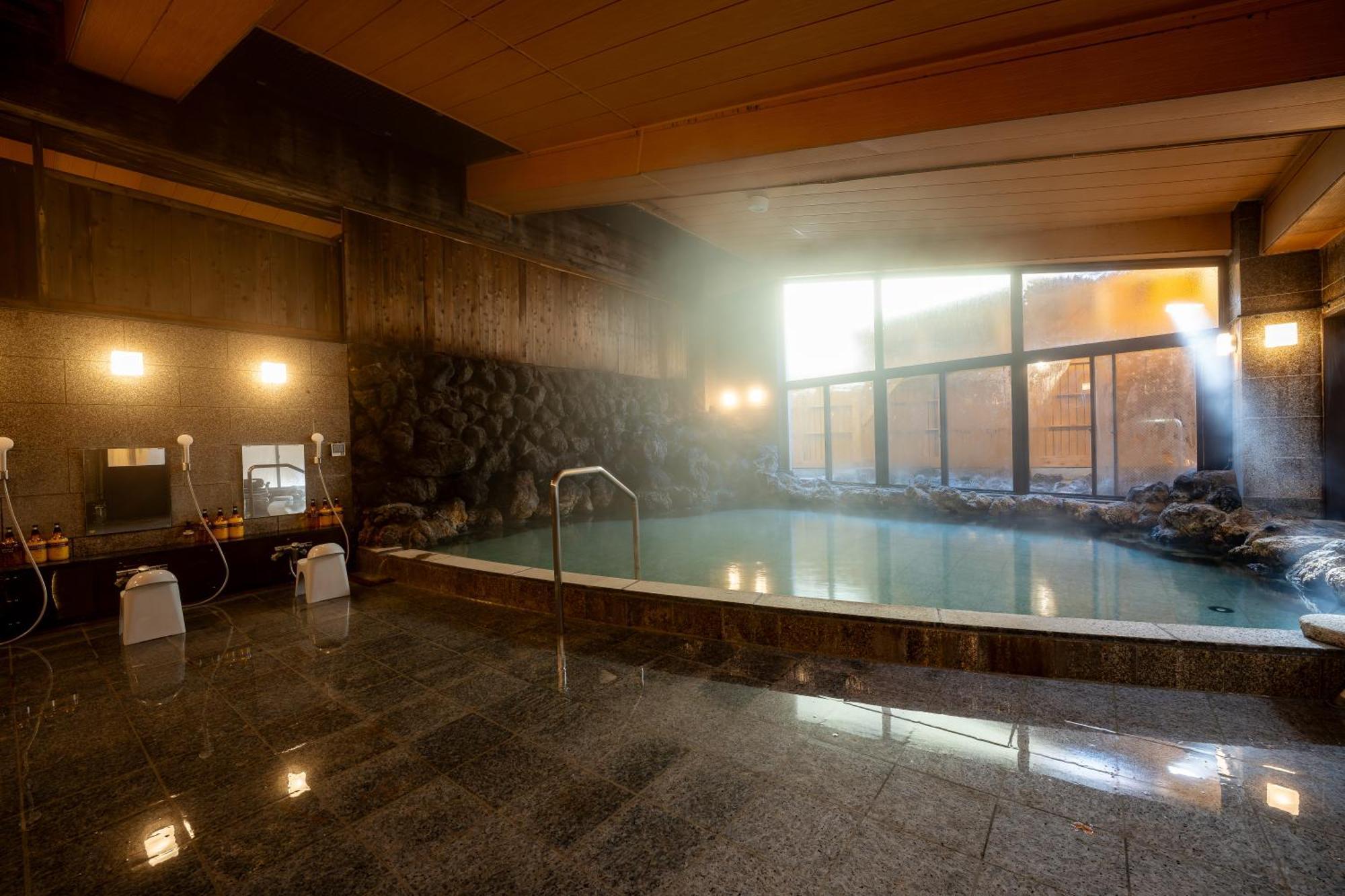 Kamenoi Hotel Kusatsu Yubatake Esterno foto