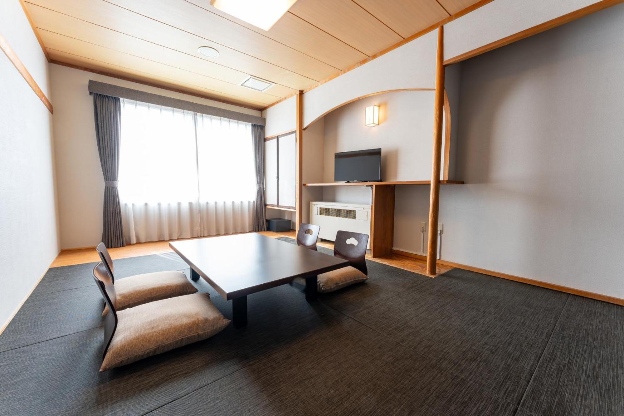 Kamenoi Hotel Kusatsu Yubatake Esterno foto